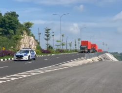 Mandalika International Circuit kedatangan Tiga Container Logistik WSBK Mandalika 2023