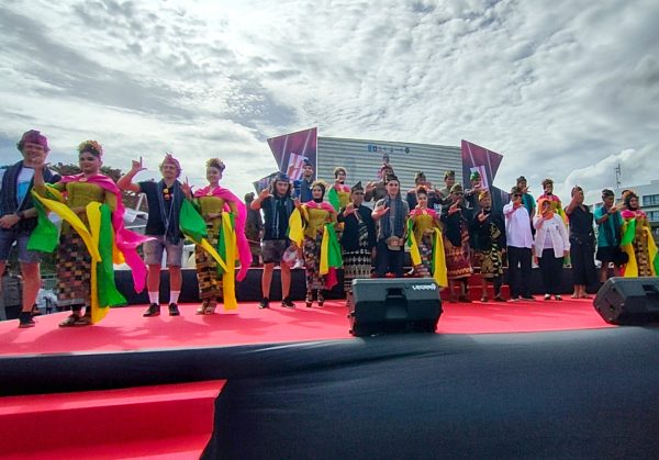 8 Pembalap WSBK 2023 Ikut Karnaval Budaya Lombok