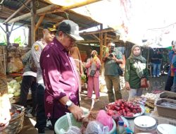 Jelang Hari Raya Idul Fitri Bupati KLU Sidak Pasar Tanjung