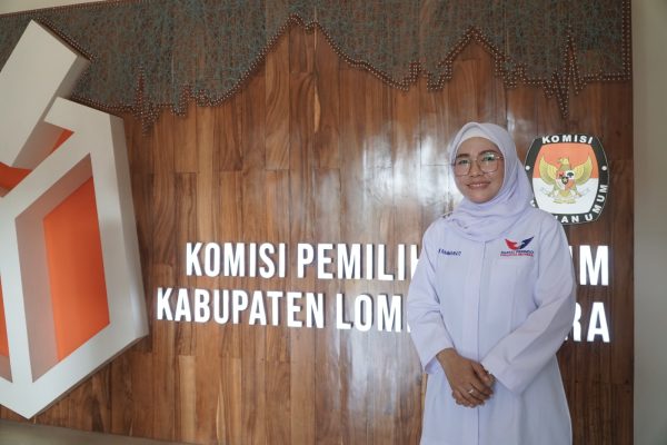 Hj Aryani Resmi Mencalonkan Diri Sebagi Bacaleg di Dapil 1 Lombok Utara