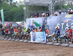 Ratusan Crosser Berlaga di Kejurnas Grasstrack Sirkuit 459 Lantan