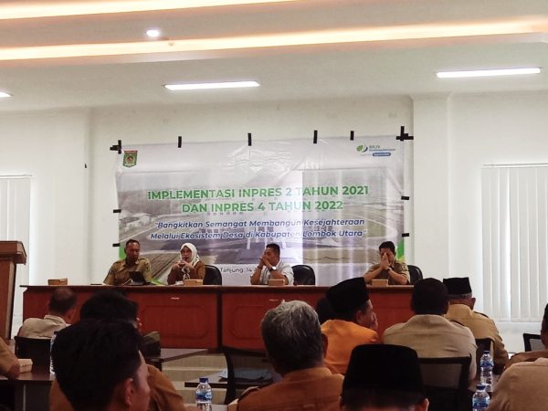 Kepala desa se-Kabupaten Lombok Utara rapat koordinasi bersama DP2KBPMD dan BPJS di aula Kantor Bupati KLU.