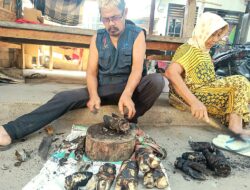 Amaq Popi: Usaha Sampingan Jual Kikil Sapi Bisa Sedikit Memenuhi Kebutuhan Keluarganya