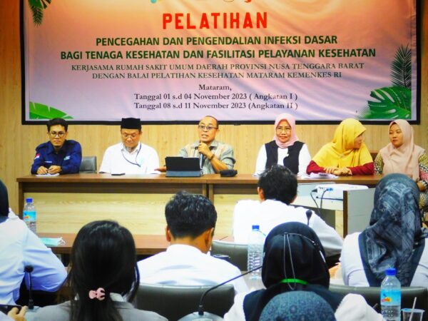 RSUD Provinsi NTB Jalin Kerjasama Dengan Bapelkes Mataram Gelar Pelatihan PPI