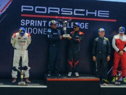 Pasangan Daffa dan Dikco Berhasil Menjuarai Endurance Race Porsche Sprint Challenge Indonesia di Sikruit Mandalika