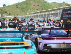 Putaran Terakhir Balap Mobil Porsche Sprint Challenge Indonesia 2023 di Sirkuit Mandalika Lombok