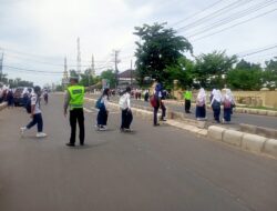 Polsek Tanjung Laksanakan Strong Point Wujud Kehadiran Polisi Di Tengah Masyarakat
