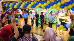 Dinas Pariwisata NTB Potong Pita Untuk Social Bowling di Lombok Epicentrum Mall