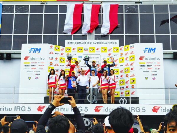 Arai Agaska Dan 2 Pembalap Indonesia Lainnya Borong Podium 250cc