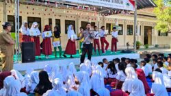 Polsanak Masuk Sekolah: Satlantas KLU Tanamkan Disiplin Berlalu Lintas Sejak Dini