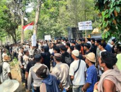 Ratusan Warga Sekotong Serbu Kantor BPN Lombok Barat 