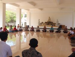 Kapolres Lombok Utara Kunjungi Vihara Dhamma Vinnaya Tanjung