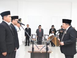 Bupati Najmul Lantik 12 Pejabat Pemkab Lombok Utara