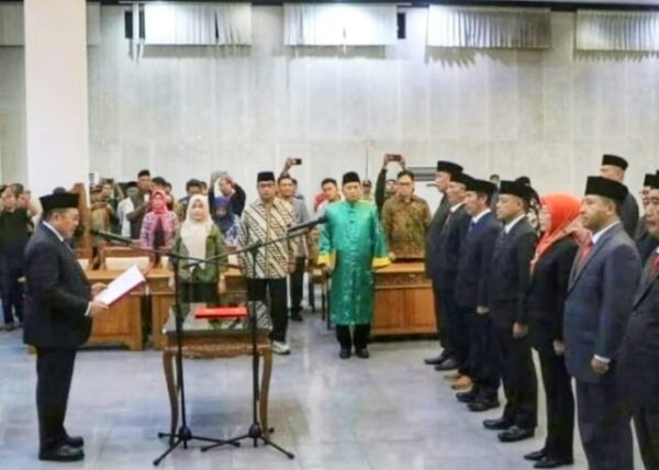 17 Pejabat Baru di Lombok Barat Resmi Dilantik, 10 Masih Kosong