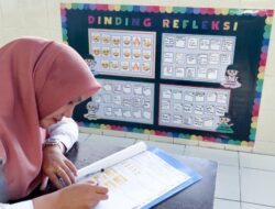 Guru SDN 8 Mataram Hadirkan Inovasi Baru Pembelajaran Dalam Bentuk Media DIREKSI