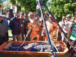 Pelatihan Rinjani Rescue Vertical Evacuation, Perkuat Keselamatan Pendaki