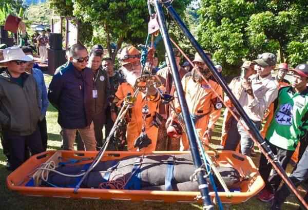 Pelatihan Rinjani Rescue Vertical Evacuation, Perkuat Keselamatan Pendaki