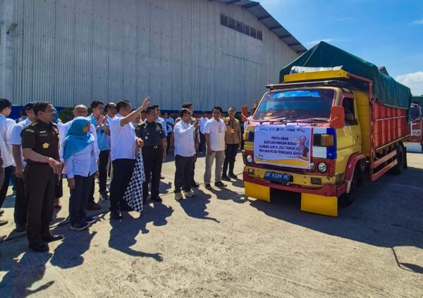 Gubernur NTB Lepas Distribusi Bantuan Pangan Untuk 511.381 Penerima Manfaat