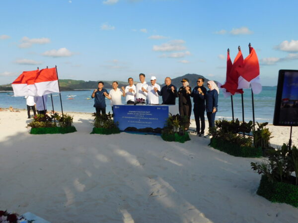 Pembangunan Hotel Bintang Lima di Pantai Aan Dimulai