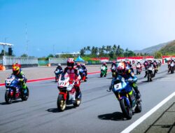 Seru.!! Aksi Saling Salip, Drama Penalti, dan Kejutan di Race 1 Mandalika Racing Series 2025