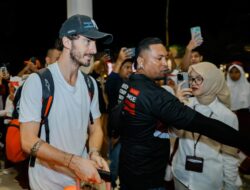 Bintang MotoGP Mulai Mendarat di Bandara Lombok