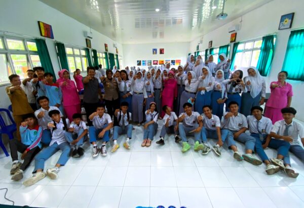 Momen Hari Anak Nasional: Ny Heny Bagikan 3 Cara Hadapi Bullying di Sekolah