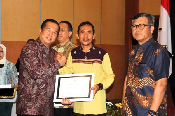 KLU Sabet Penghargaan Provinsi: Sukses Lindungi Hak Anak Lewat Inovasi 'Gawe Gubuk