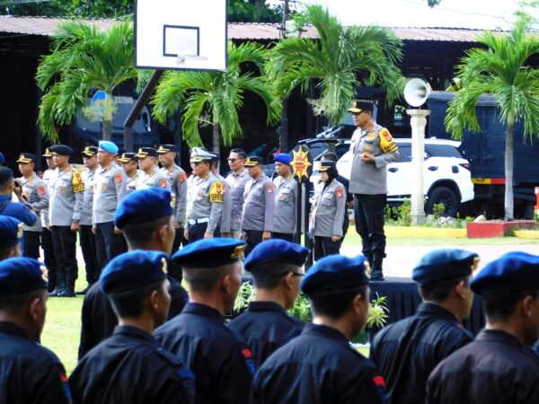 Misi Kemanusiaan: Kapolda NTB Lepas 1 SSK Satbrimob BKO ke Polda Aceh