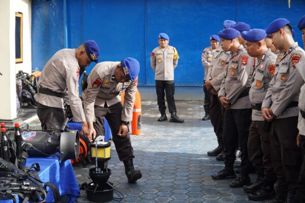 Siaga Cuaca Ekstrem: Ditpolairud Polda NTB Perkuat Pengamanan Pesisir Jelang Nataru