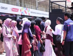 Senyum Anak Yatim Piatu Lombok Timur Warnai Sirkuit Mandalika