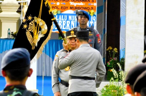 Estafet Kepemimpinan: Pataka Polda NTB Berpindah ke Irjen Pol Edy