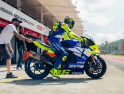 The Doctor di Mandalika! Valentino Rossi Puji Aspal Sirkuit: “Cepat, Mengalir, dan Menyenangkan