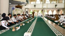 Lautan Putih di Masjid Agung Selong: 1.401 Calon Jamaah Haji Lotim Mulai “Sekolah” Manasik