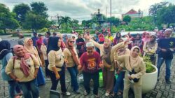 Sambut Ramadan, Alumni SMP Dolar Bagikan 1.812 Paket Takjil: Jumlahnya Meningkat dari Tahun Lalu