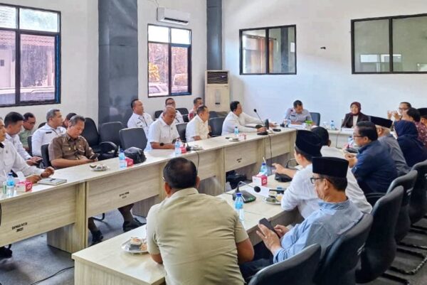 Sespimti Polri Dikreg 35 Sambangi DPRD NTB Setelah Temui Gubernur