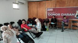 Di Hari Kartini, Alfamart Gandeng PMI Gelar Aksi Donor Darah di Kantor Cabang Lombok