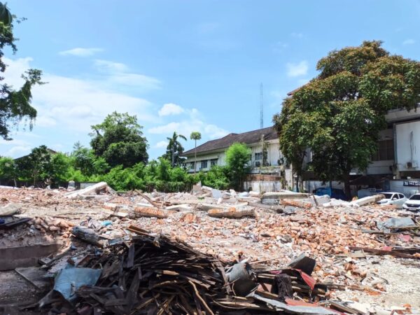 Perobohan Gedung Wanita