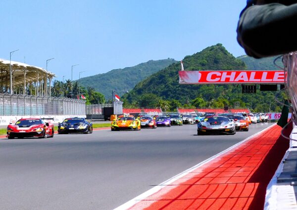 Drama & Dominasi di Mandalika: Sean Gelael Sabet Podium, Audi dan Porsche Berbagi Takhta GT World Challenge Asia 2026