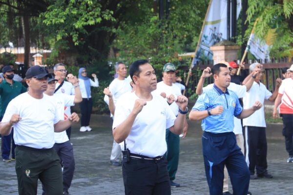 Hadiri Peringatan May Day 2026, Wakapolda NTB Tekankan Penghargaan bagi Kaum Pekerja