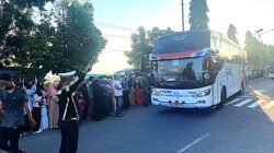 Tiba di Asrama Haji Mataram, 393 Jemaah Kloter 12 Siap Menuju Makkah dengan Pengawalan Ketat Pihak Kepolisian