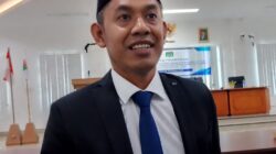 Sikapi Demo Warga Gili Meno, Dirut PDAM KLU Tegaskan Ogah Terjebak Opsi 'Pipa Bawah Laut atau Tidak Sama Sekali