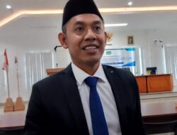 Sikapi Demo Warga Gili Meno, Dirut PDAM KLU Tegaskan Ogah Terjebak Opsi ‘Pipa Bawah Laut atau Tidak Sama Sekali