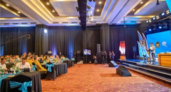 Kumpul di Senggigi, Menko Polkam Sentil Pejabat Daerah: Jangan Melukai Hati Rakyat