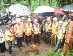 Resmikan Jembatan Gantung DAM Santong, Bupati KLU Sebut Sebagai Akses Vital Ekonomi dan Pendidikan