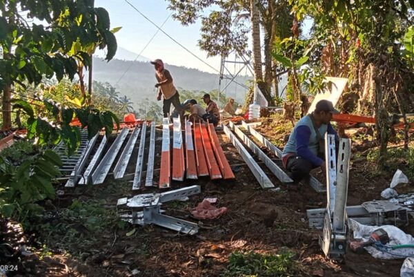 Tower 60 Meter di Bongancina Disoal, Warga: Kenapa Aturan Tumpul ke Atas