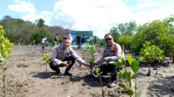 Turut Serta Tanam Mangrove Dengan ITDC, Kapolsek Mandalika: Ini Bisa Menjaga Stabilitas Kamtibmas