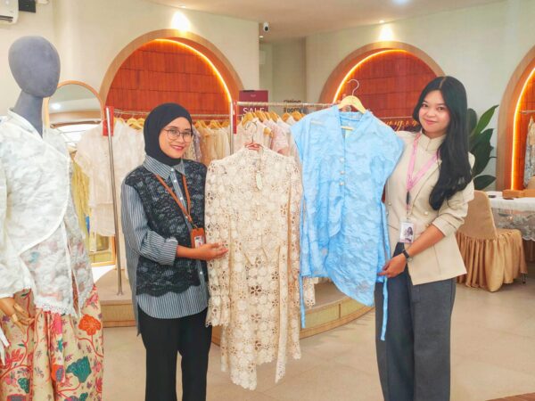 Mengenal Jaleela, Brand Kebaya Lokal Asal Lombok yang Merambah Pasar Mancanegara