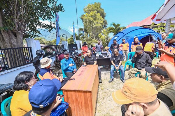 Gubernur Miq Iqbal Tunda Pulang demi Warga Manggarai Timur: "NTB Hadir sebagai Saudara"
