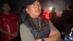 Baru Tiba dari NTT, Gubernur Miq Iqbal Langsung Terjun ke Kebakaran Desa Adat Sade