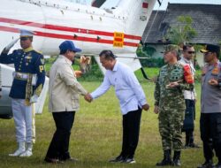 Kado Ulang Tahun ke-54, Gubernur NTB Sambut Langsung Kedatangan Presiden Prabowo di Meninting